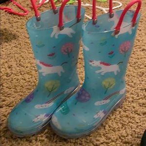 Kids rain boots